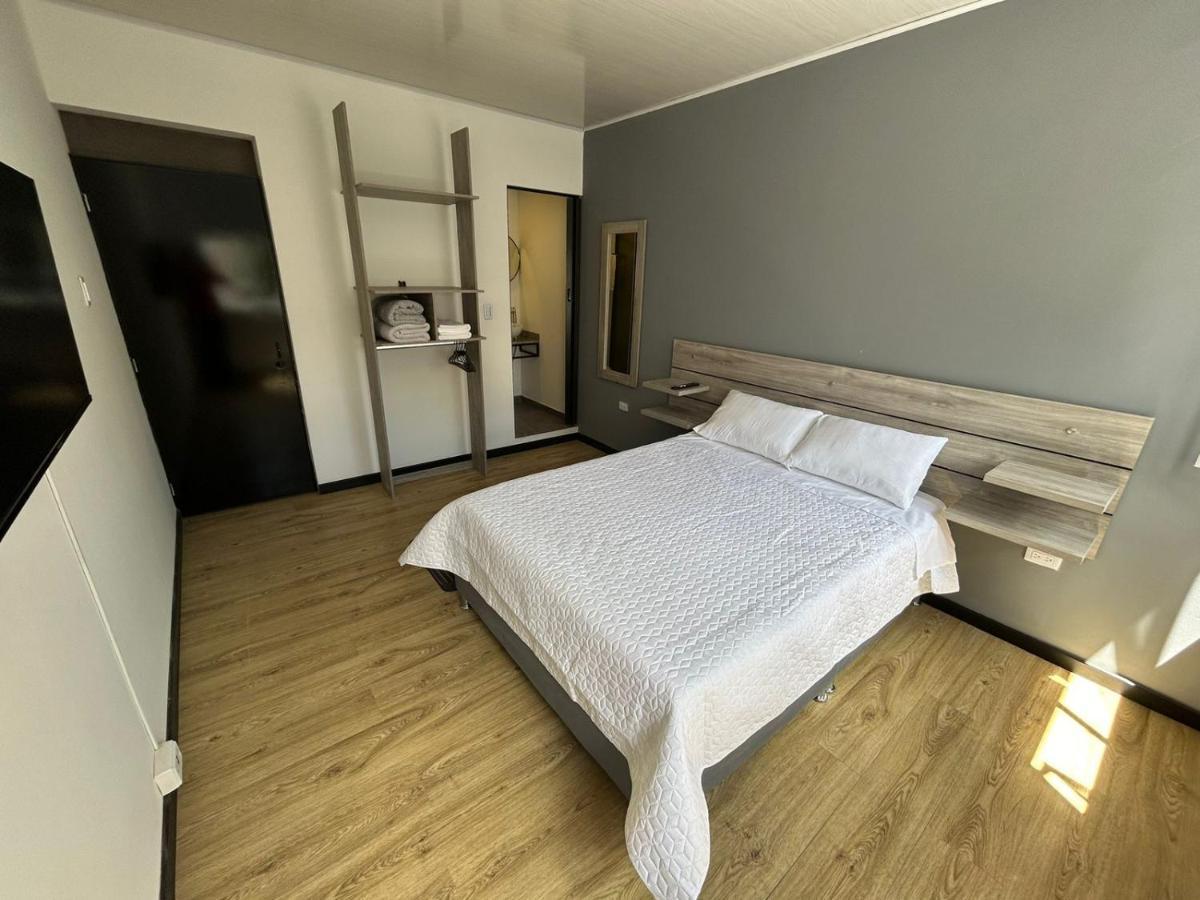 Hostel Quinta Camacho بوغوتا المظهر الخارجي الصورة