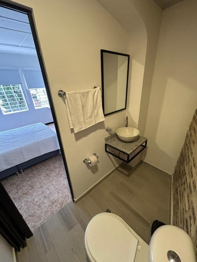 Hostel Quinta Camacho بوغوتا المظهر الخارجي الصورة